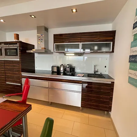 Apartamento Beachside 2-zimmer-wohnung Mit Meerblick Lubeca