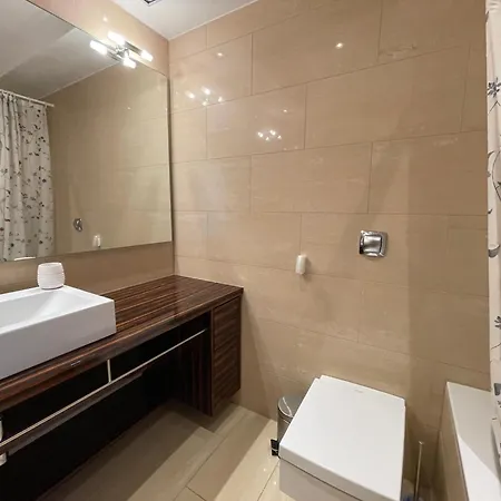 Beachside 2-zimmer-wohnung Mit Meerblick Lubeck